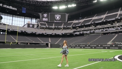 Kelly_Kelly_does_a_backflip_while_touring_Allegiant_Stadium_116.jpg